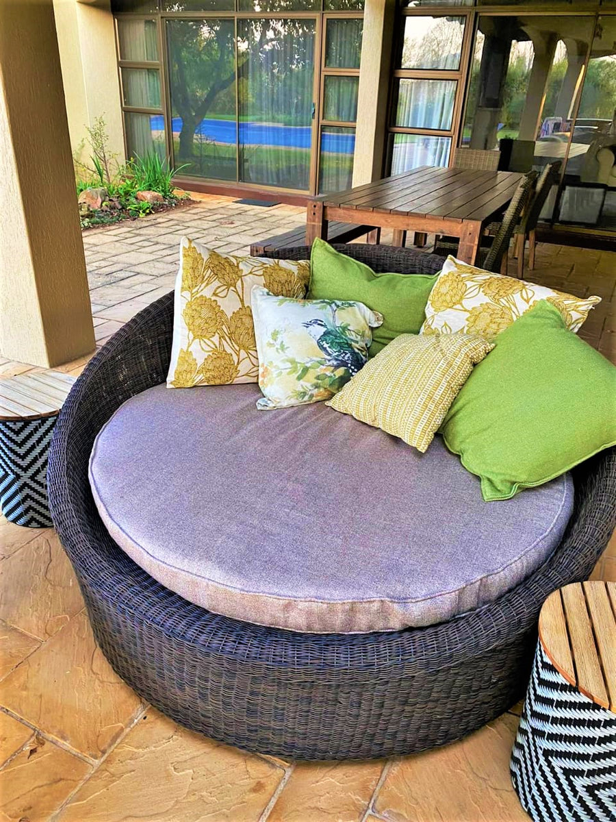 Big pillows for daybed sale