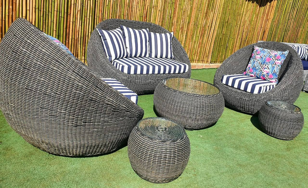 Outdoor Furniture Cocoon Design Set