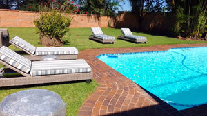 Pool Loungers Set