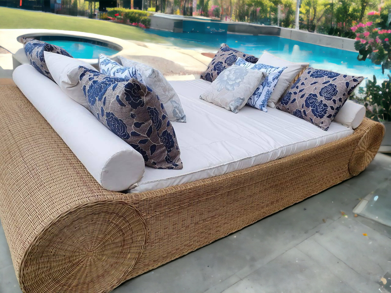 Daybed outdoor