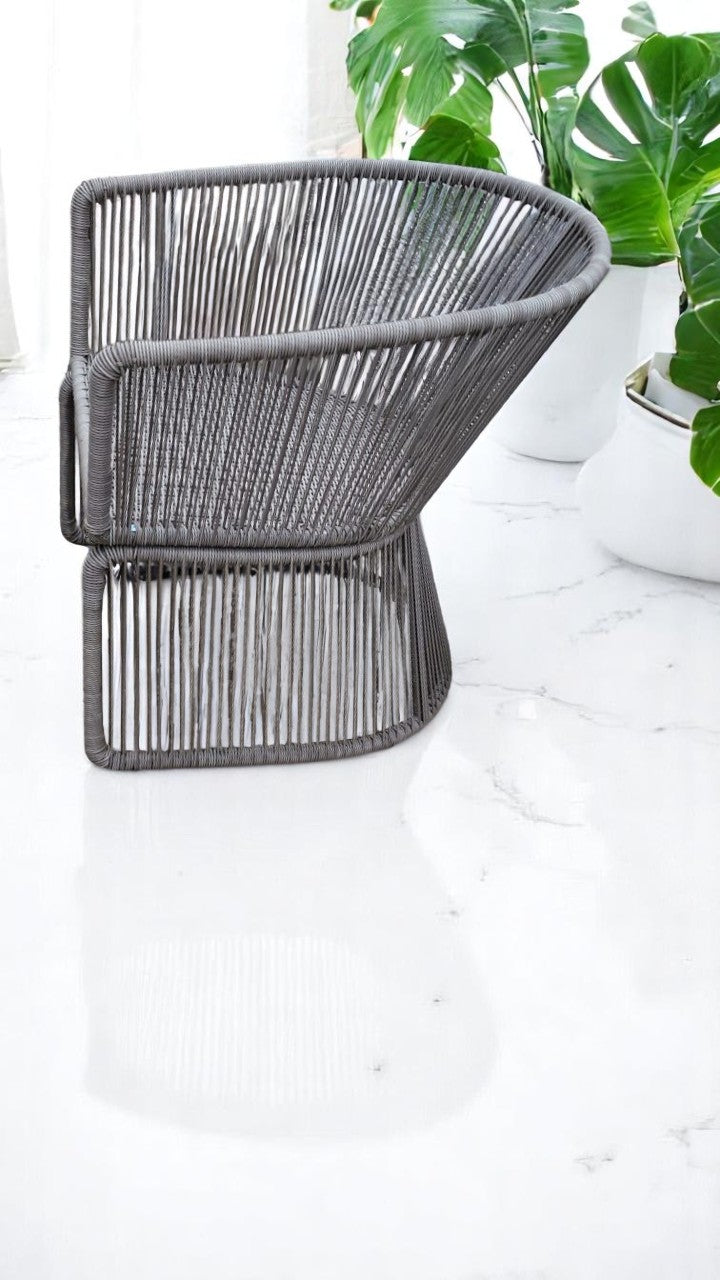 Restaurant rope lounge chair