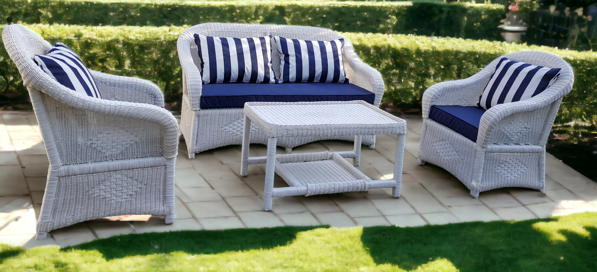 ﻿Outdoor Furniture Serengeti 4-Seater  (Single weave design)