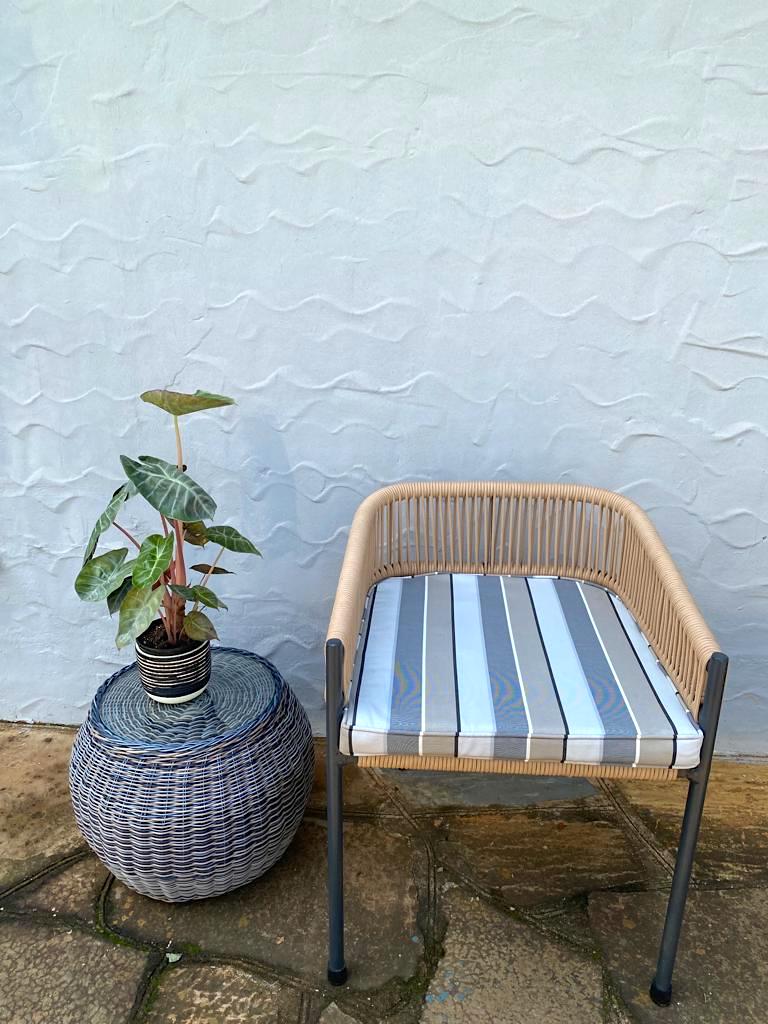 Outdoor dining rope chairs Lounge design